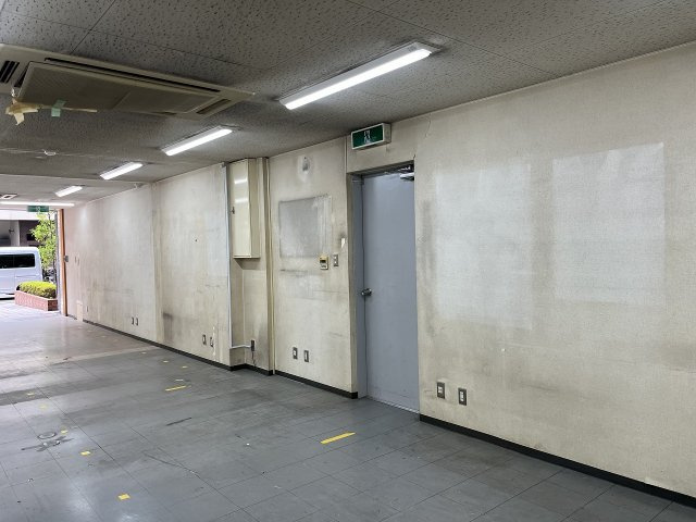 大阪市西区立売堀４丁目の店舗事務所の内装