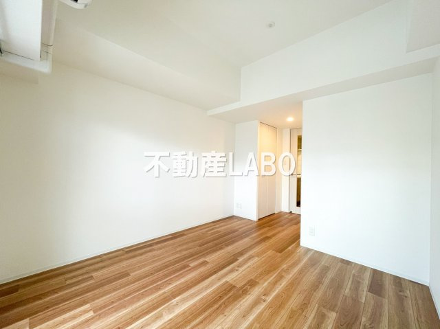 S-FORT大正リヴィエールの洋室