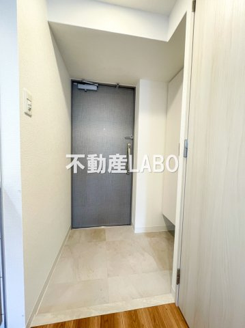 S-FORT大正リヴィエールの玄関