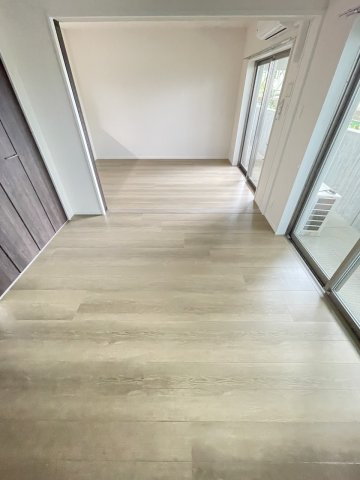 サンテラス・TUTOMIの居間・リビング|使いやすい居間です