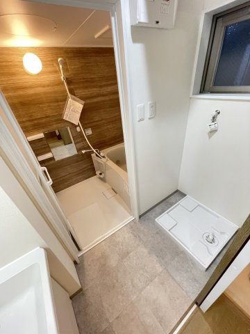 サンテラス・TUTOMIの玄関|玄関です