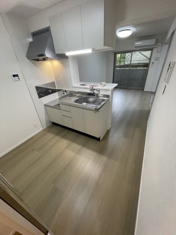 サンテラス・TUTOMIのキッチン|キッチンでお料理をお楽しみください