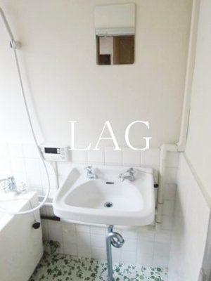 【洗面所】 | 荒井ビル | 洗面台です。