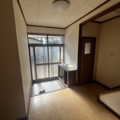 登別市片倉町3丁目6-4戸建の居間・リビング