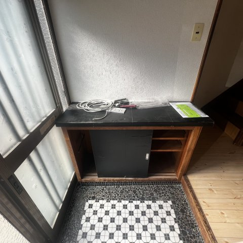 登別市片倉町3丁目6-4戸建の玄関