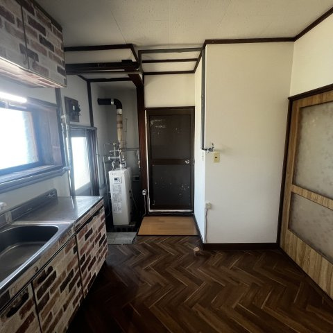 登別市片倉町3丁目6-4戸建のロビー