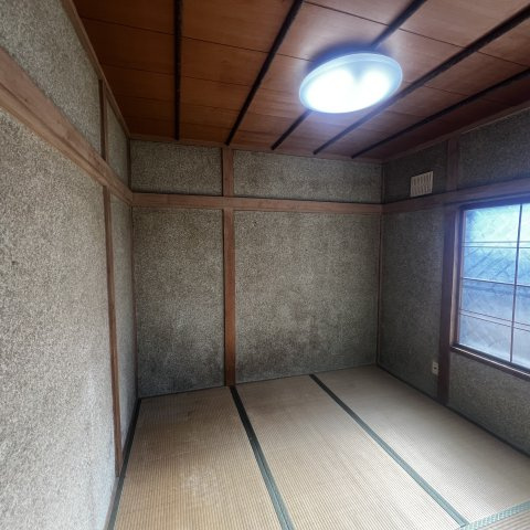 登別市片倉町3丁目6-4戸建の和室