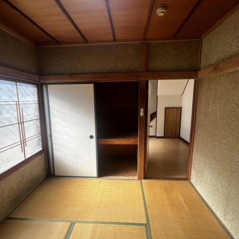 登別市片倉町3丁目6-4戸建の和室