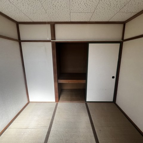 登別市片倉町3丁目6-4戸建の和室