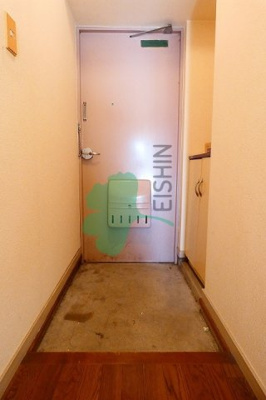 【玄関】 | 一倉ビル | 下駄箱もしっかりついてます！