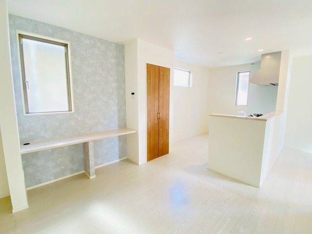 よかタウン／菊池郡菊陽町津久礼１２期／２号棟の居間・リビング