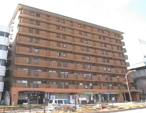 東生駒グランドハイツの外観