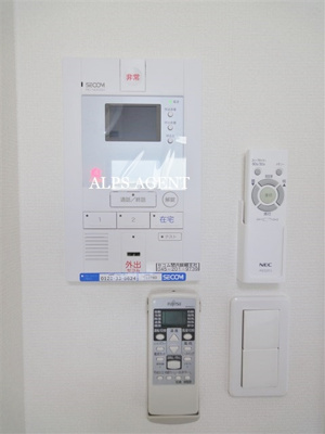 【セキュリティ】 | リブリ・LUXTIA | SECOM無料装備 同一仕様