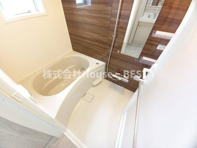 ネクストステージ神戸元町の浴室