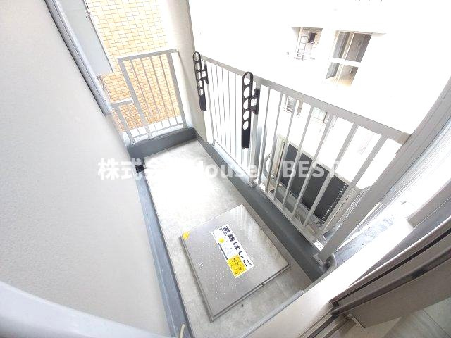 ネクストステージ神戸元町のバルコニー
