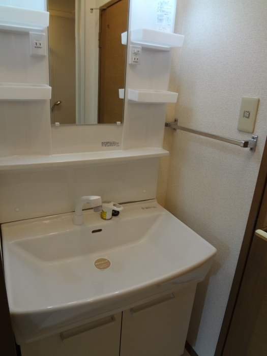 ユニフローラの独立洗面台