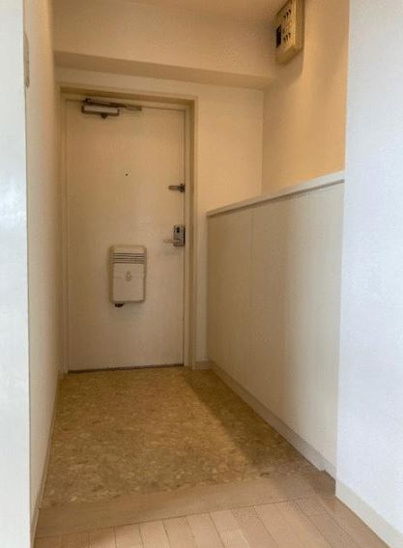 【玄関】ルミエール聚楽 