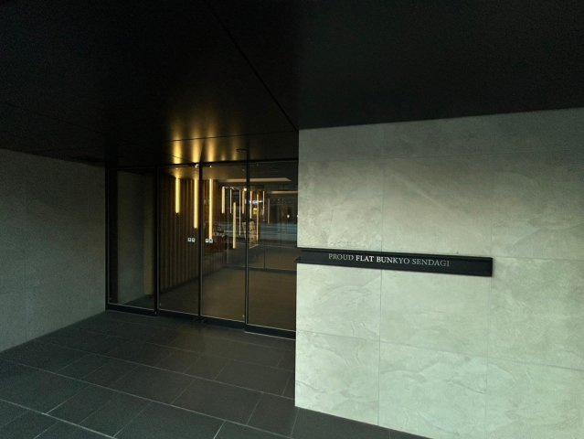 【エントランス】