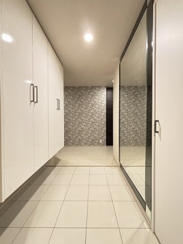 【玄関】 | センターマークスタワー