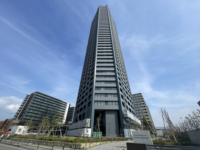 【外観】 | センターマークスタワー | 2019年築、46階建て免震構造のタワーマンションです