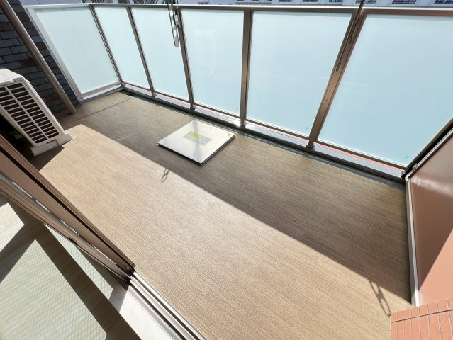 プレジオ梅田のバルコニー