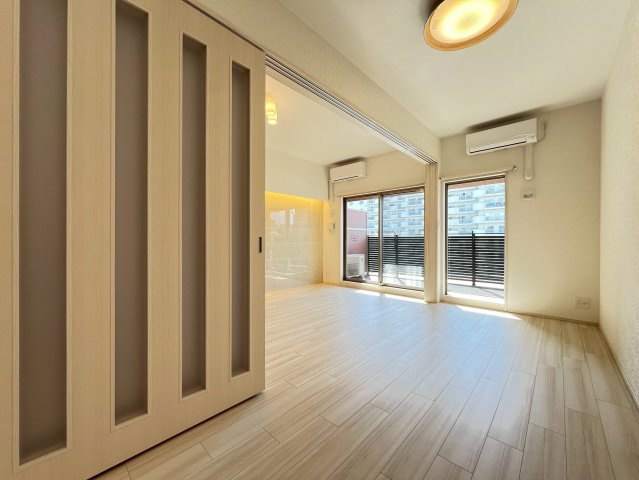 プレジオ梅田の洋室