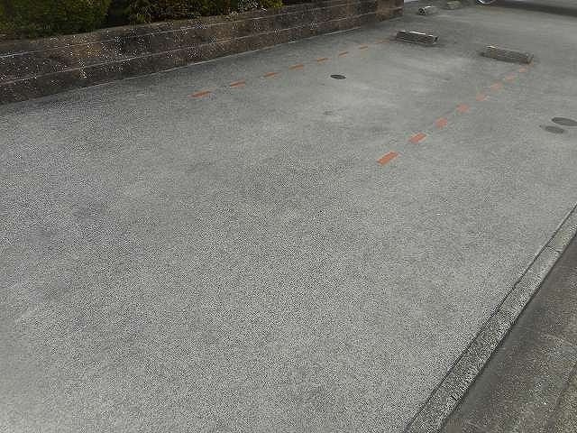 フレール　Ⅱの駐車場