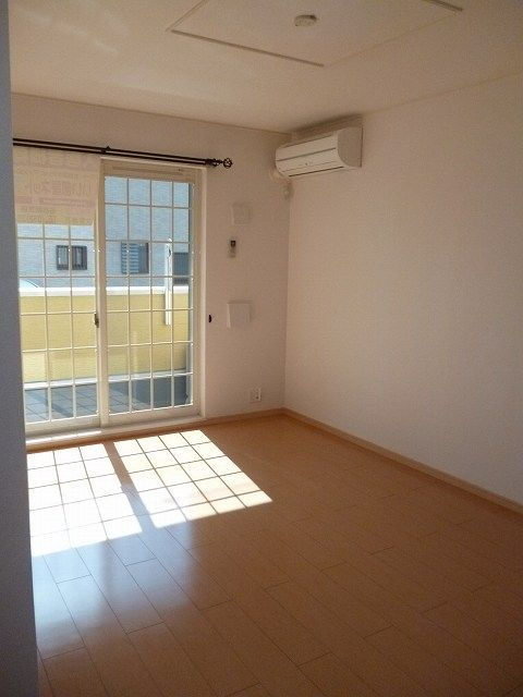 フレール　Ⅱの居間・リビング