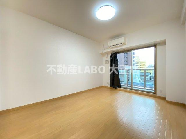 COCORO-WESTの居間・リビング