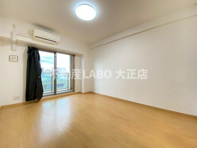 COCORO-WESTの洋室