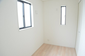 【洋室】 | さいたま市桜区中島４丁目（全４棟） | 【４号棟】テレワークにも使えるお部屋です。