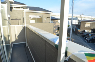 【バルコニー】 | さいたま市桜区中島４丁目（全４棟） | 【2号棟】バルコニーは通風良好で洗濯物も良く乾きそうですね(^^)/