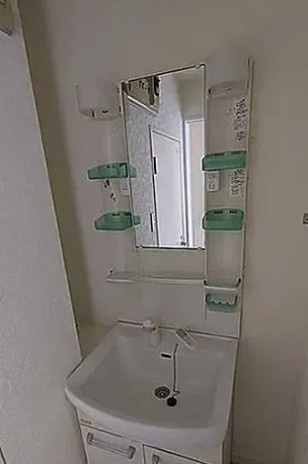 シティハウス西大久保の独立洗面台