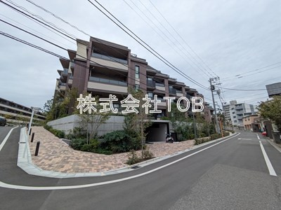 【外観】 | アトラスシティ千歳烏山グランスイート杜ノ棟