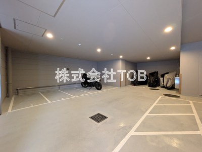 【その他共用部分】 | アトラスシティ千歳烏山グランスイート杜ノ棟 | バイク置き場