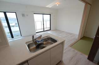 ジオ西宮北口瓦林町のキッチン