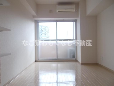 【居間・リビング】 | サンステート城北（SunState城北） | ※写真は別号室