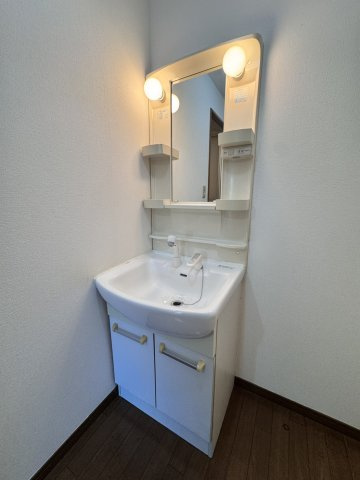 ヒーローマンション･グランデの独立洗面台