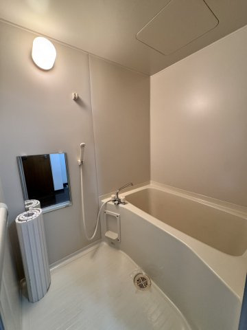 ヒーローマンション･グランデの浴室