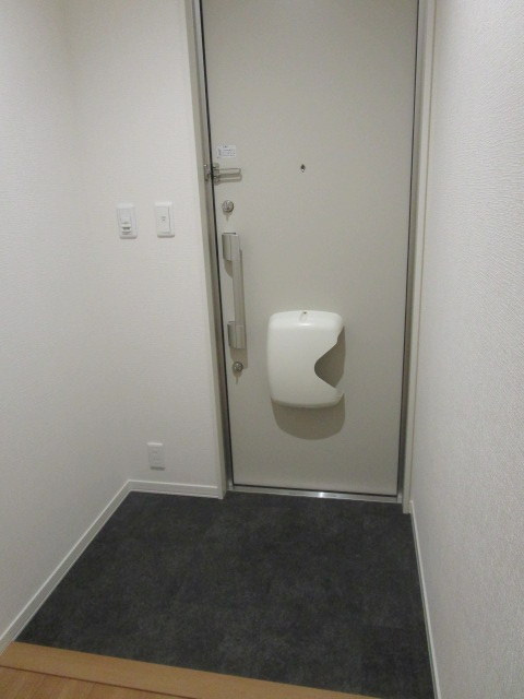 le boisあかね台Cの玄関