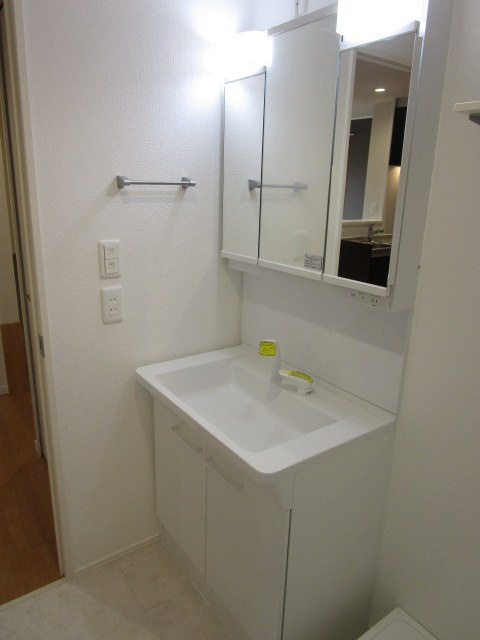 le boisあかね台Cの洗面所