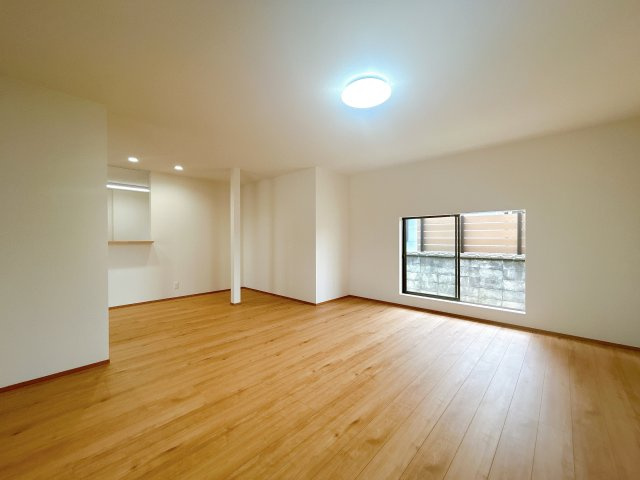 星原町　中古戸建の居間・リビング