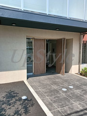 【エントランス】 | ジェノヴィア堀切菖蒲園