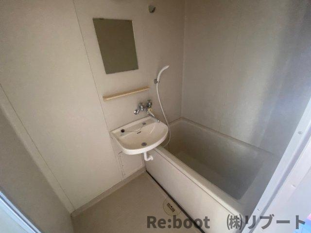 メゾン辰和の浴室