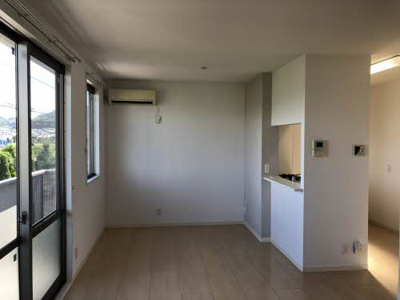 【居間・リビング】 | Primo Amore A棟