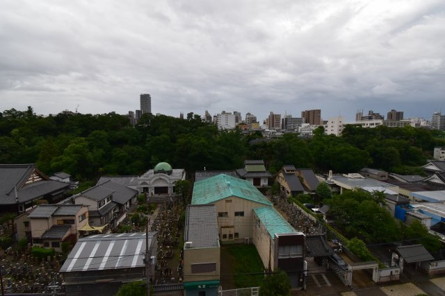 モノトーン難波の展望