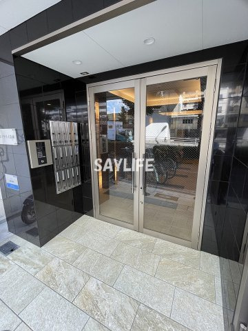 KSロイヤル大阪城のエントランス