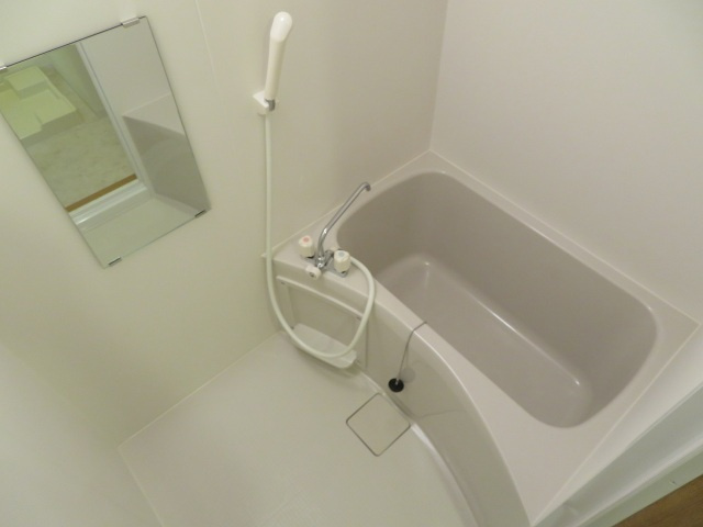 KSロイヤル大阪城の浴室