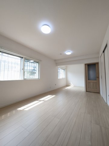 【居間・リビング】 | 荒江サンハイツ☆仲介手数料半額☆