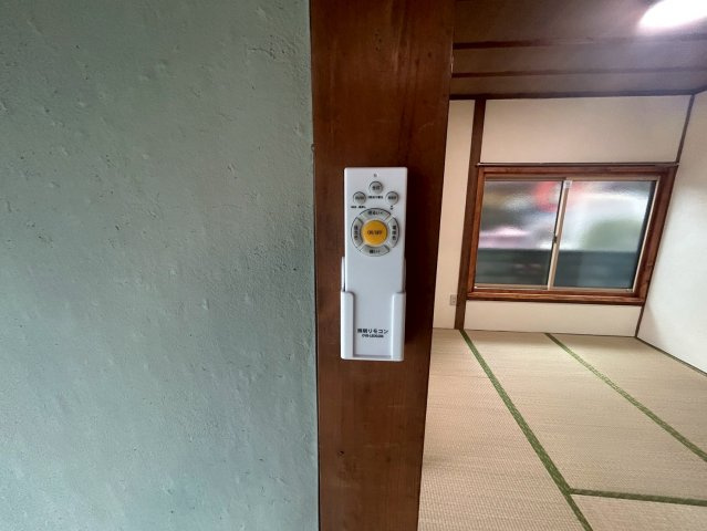 神拝DIYハウスウエストの外観